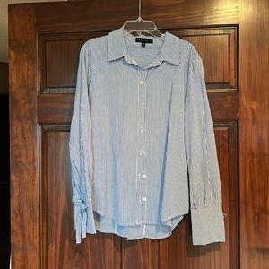 Sanctuary women’s blue/white stripe button up